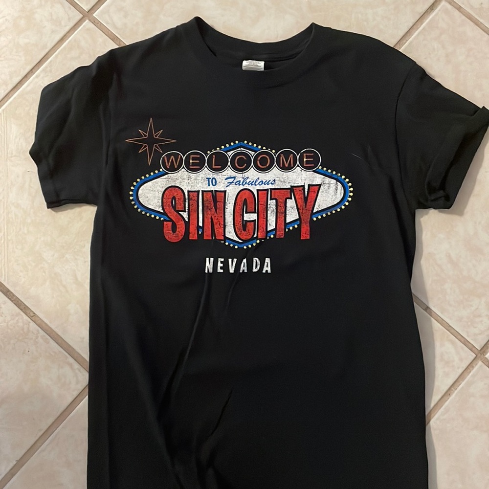 Vintage Welcome to Sin City Las Vegas T-shirt Size Small
